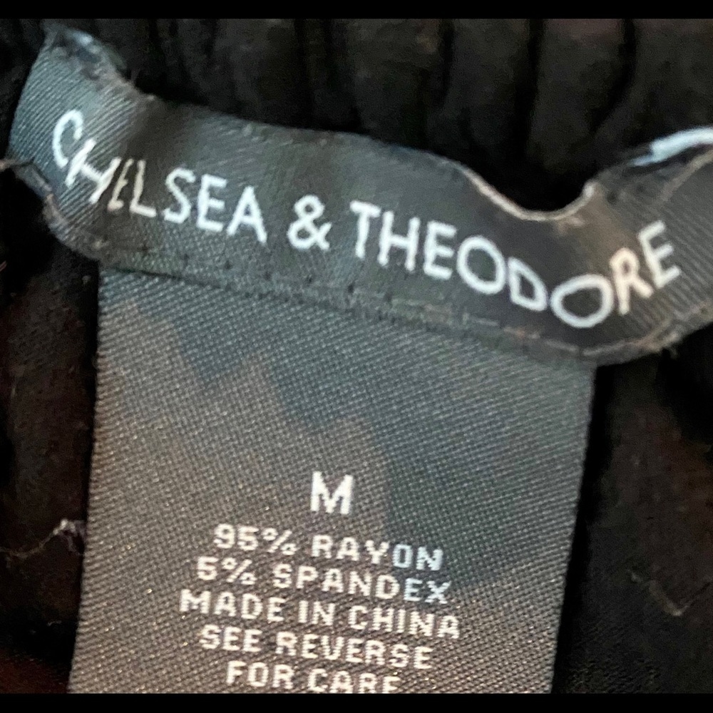 Layered Ruffled Top - Picture 4 of 4